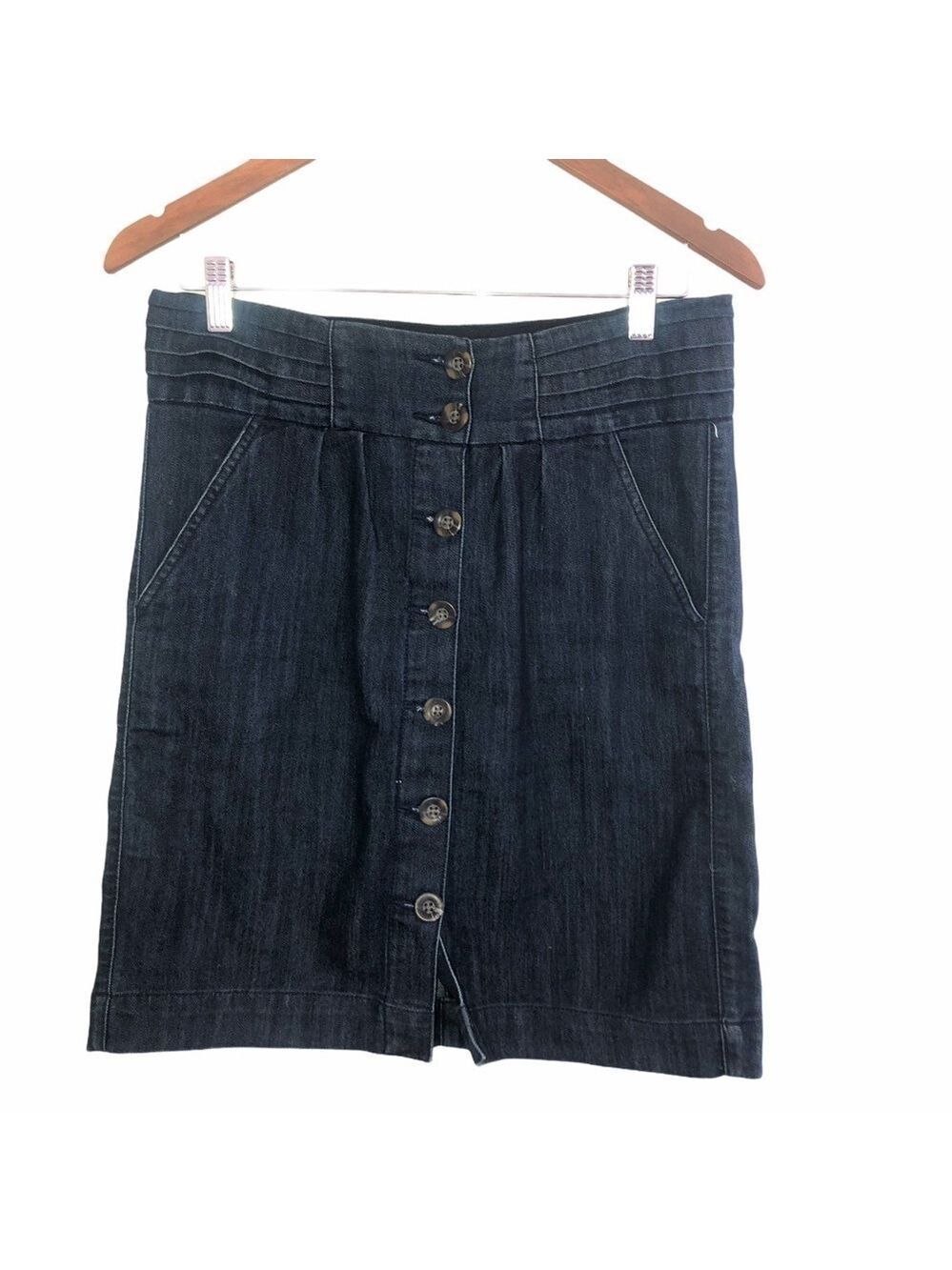DENIM Skirt. Button front high waisted.